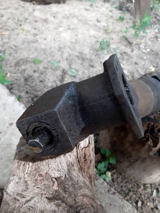 Помпа двигателя Д160 и кран 24-08-177СП двигателя Д160, Д180 в сборе