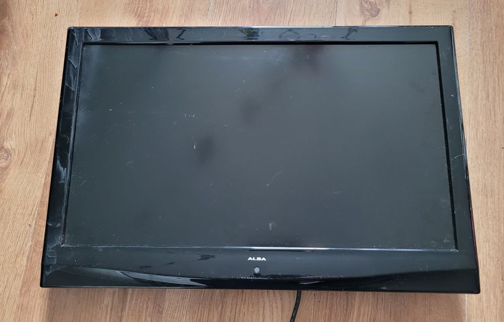 Telewizor Alba LCD22ADVD 22 cale, DVD, uchwyt ścienny gratis