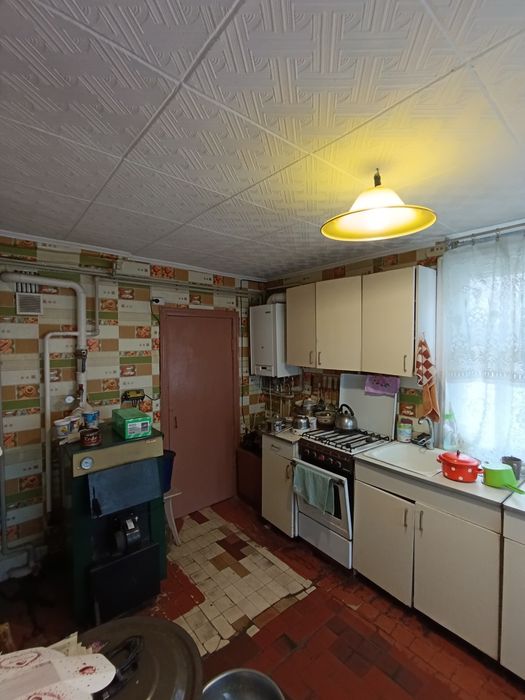 Продаж будинку в центрі с. Руська Поляна