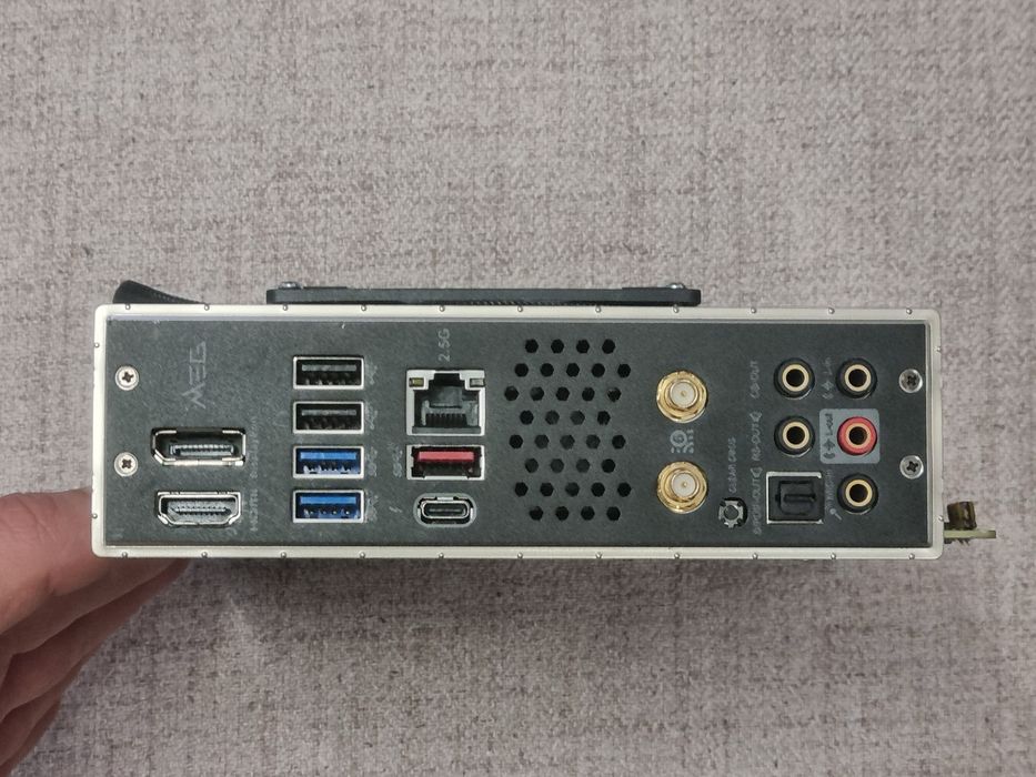 Płyta główna MSI z490i