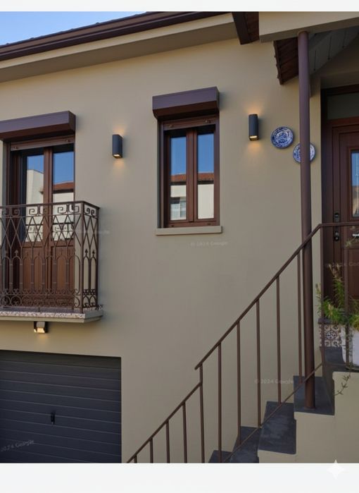 Moradia R/C e 1° andar com anexo e terreno