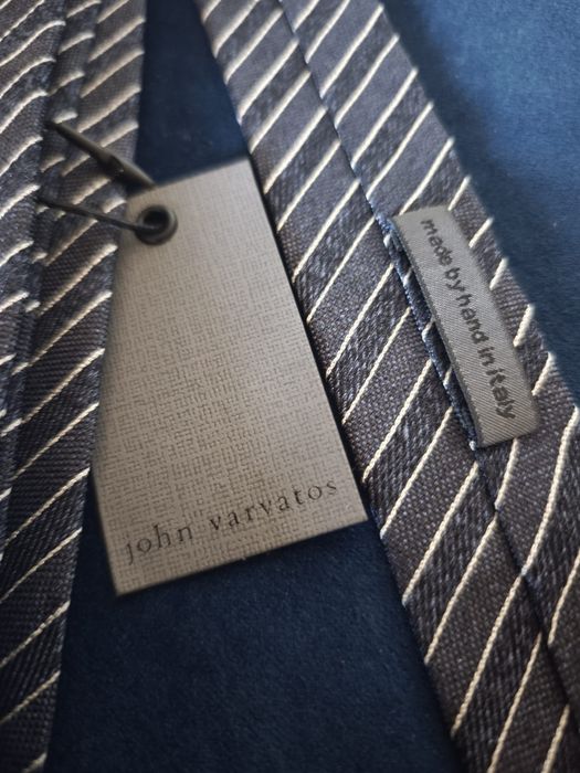 Krawat jedwabny John Varvatos okazja!