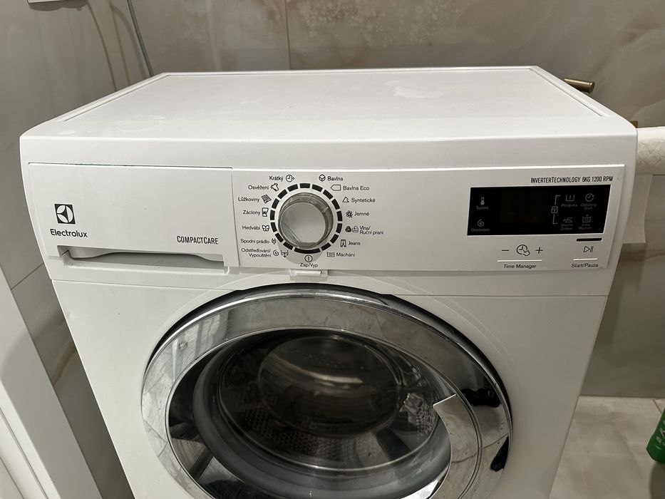 Пральна машинка Electrolux