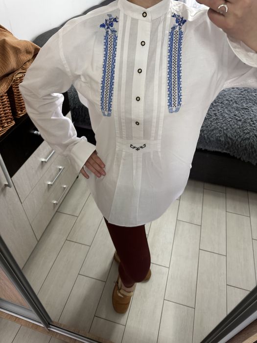 Сорочка з вишивкою