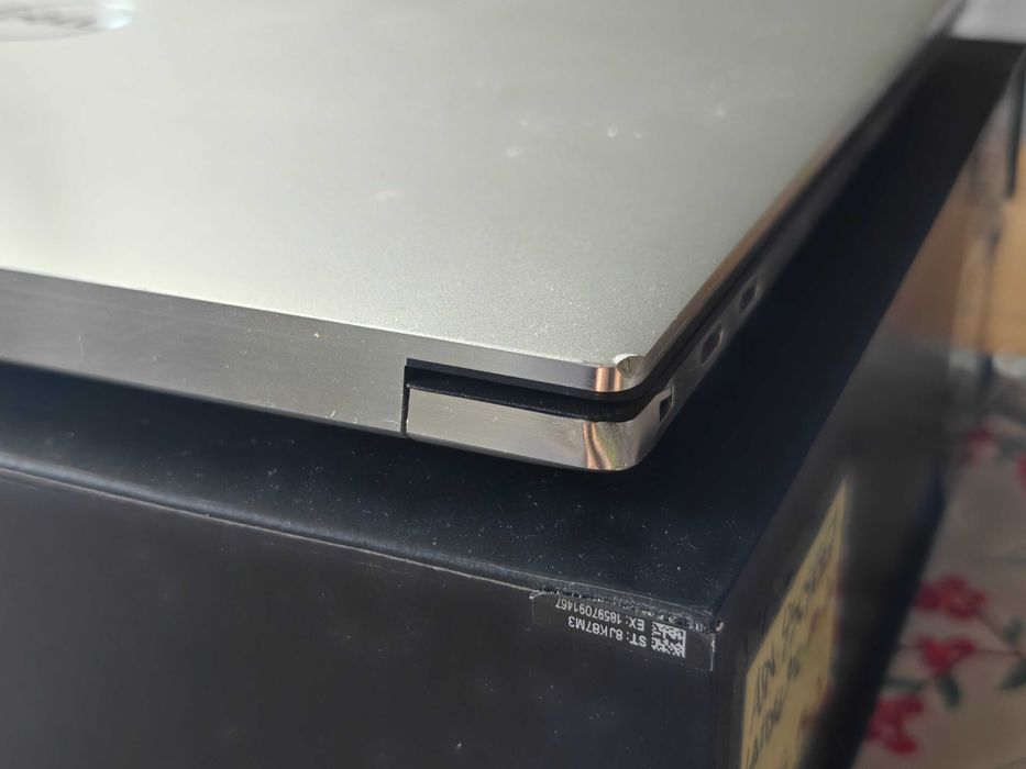 Dell XPS 15 9510 – i9-11900H/32GB/1 TB/3050TI FHD+ – BDB Potwór!