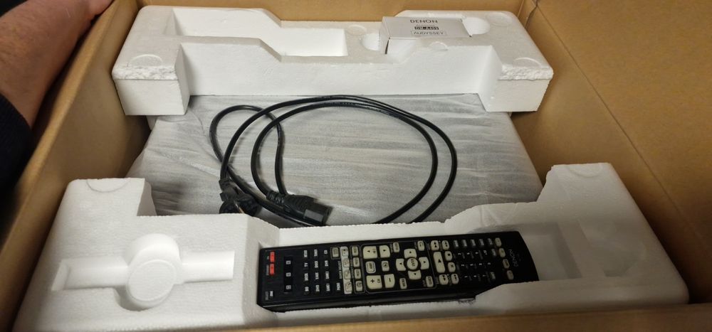 Amplituner Denon AVR 3312