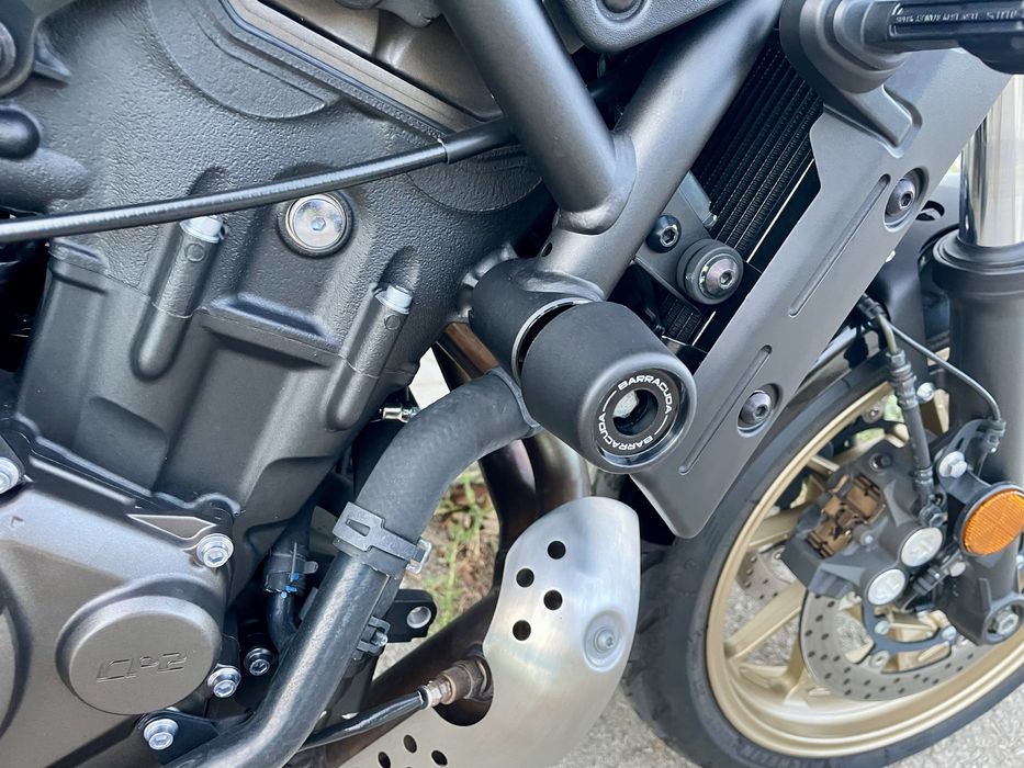 Yamaha xsr 700 de 2023 com 6 mi km nova