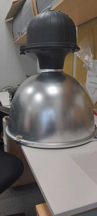 lampa loftowa, magazynowa, na wysoki taras