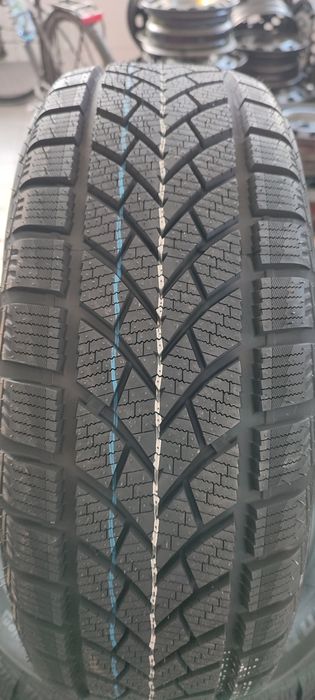195/55R15 Nowe opony zimowe Windforce SnowBlazer