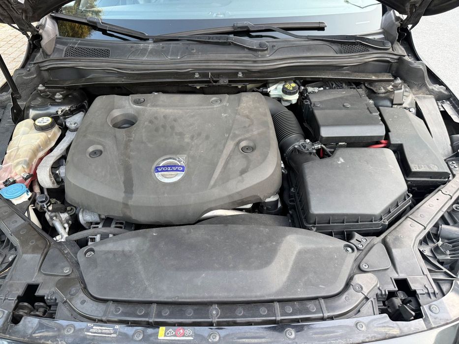 Volvo V40 D4 RDesign