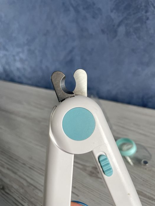 Тримери для кігтів для собак/кішок зі світлодіодним підсвічуванням