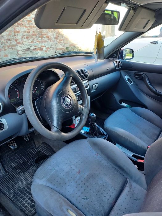 Sprzedam samochód seat toledo 2