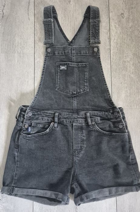 Ogrodniczki  Superdry rozmiar 12