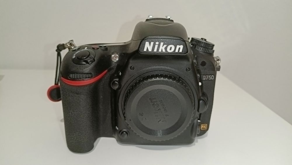 Nikon D750 b.dobry stan