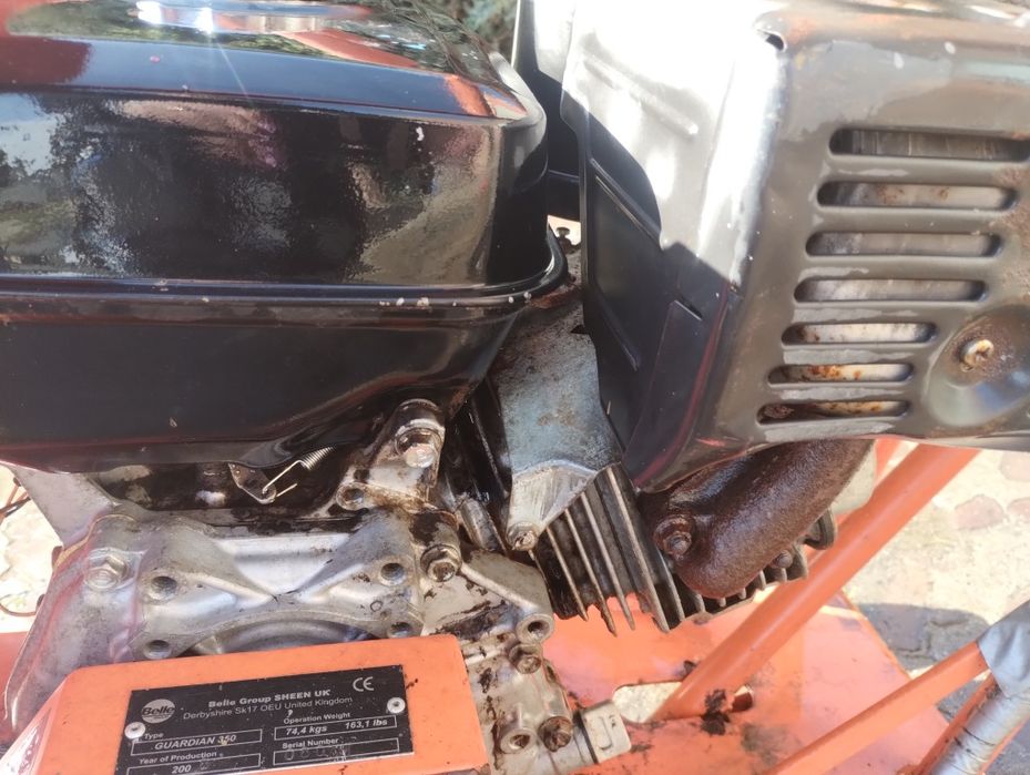 Piła do cięcia asfaltu