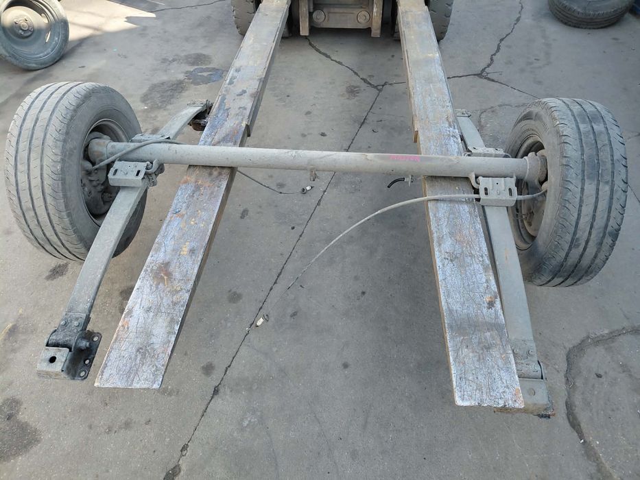 Oś na przyczepke Renault Master II Opel Movano Ośka resory koła komplet