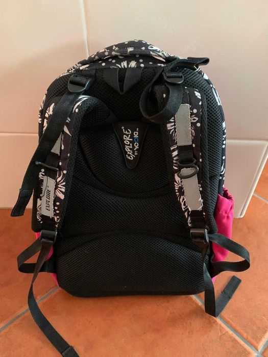 Mochila Escolar Explore em Ótimo Estado