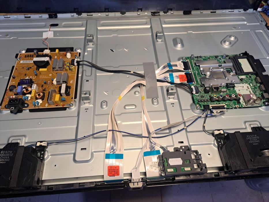 TV LG 43UM7000 peças