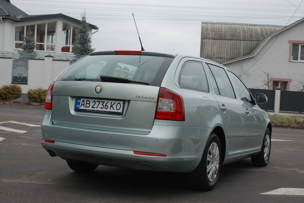 Шкода октавія A5 1,6 MPI