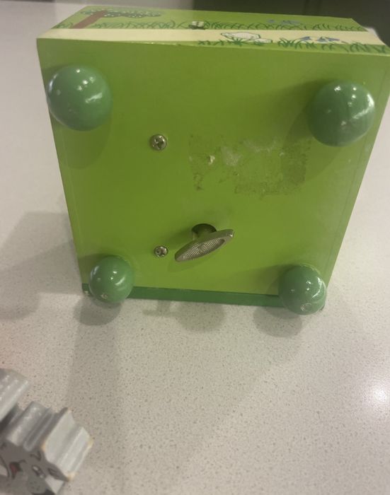 Caixa de música Capuchino Vermelho