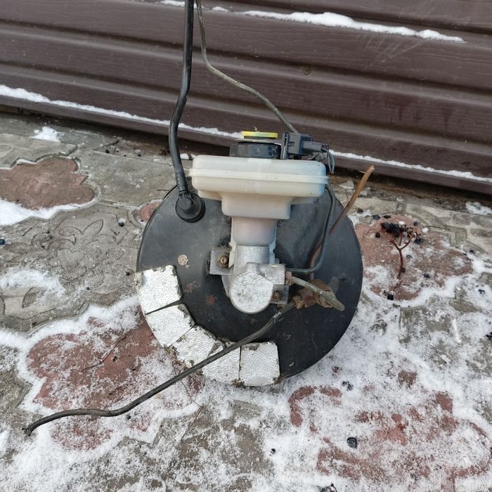 Вакуумный усилитель в сборе Ford Transit 2.5 D/TD 1992-2000