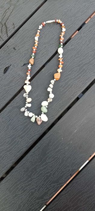 Naszyjniki i korale