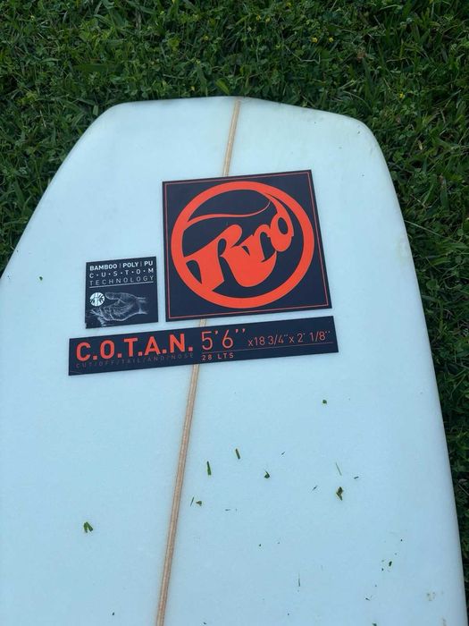 Prancha Kitesurf / Surfskate RRD Cotan 5'6 (1.ª Geração) – Bom Estado