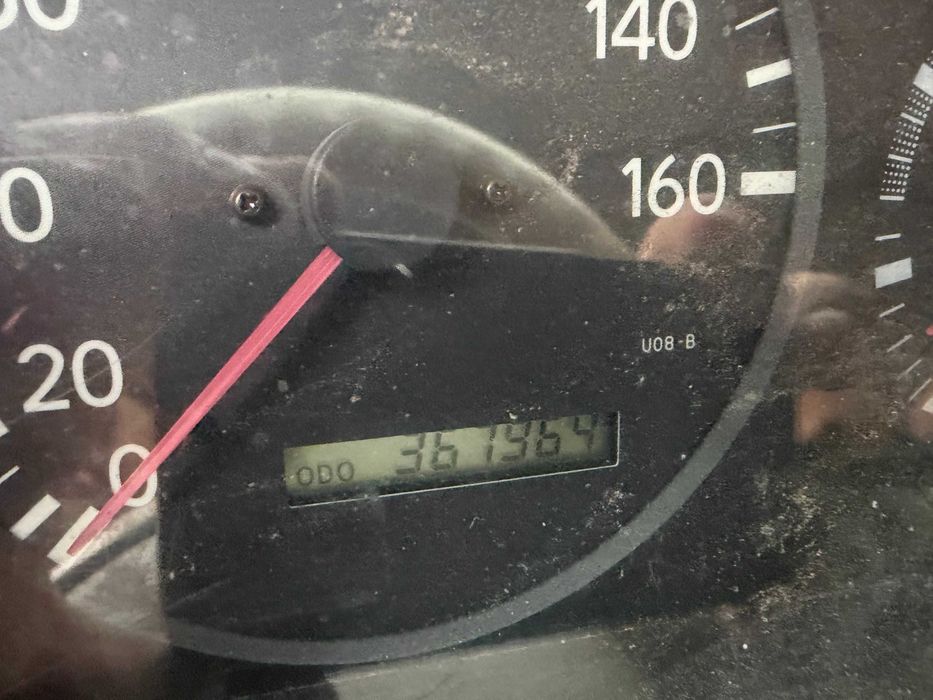 Carrinha Toyota dyna com grua HIAB