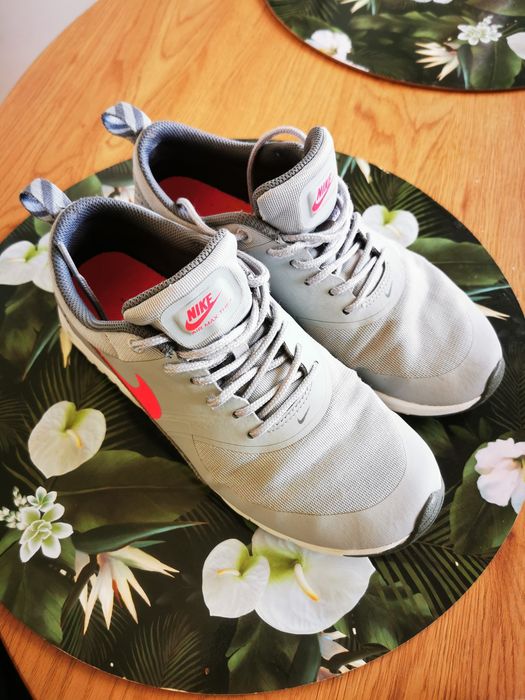 Stylowe Nike Air Max Thea Grey & Neon Pink Hit na wiosnę i lato!