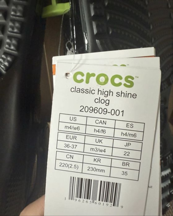 Klapki damskie Crocs High Shine r. 36-37, m4/w6 Nowe błyszczące
