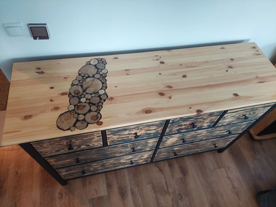 Komoda IKEA  Hemnes, z litego drewna.