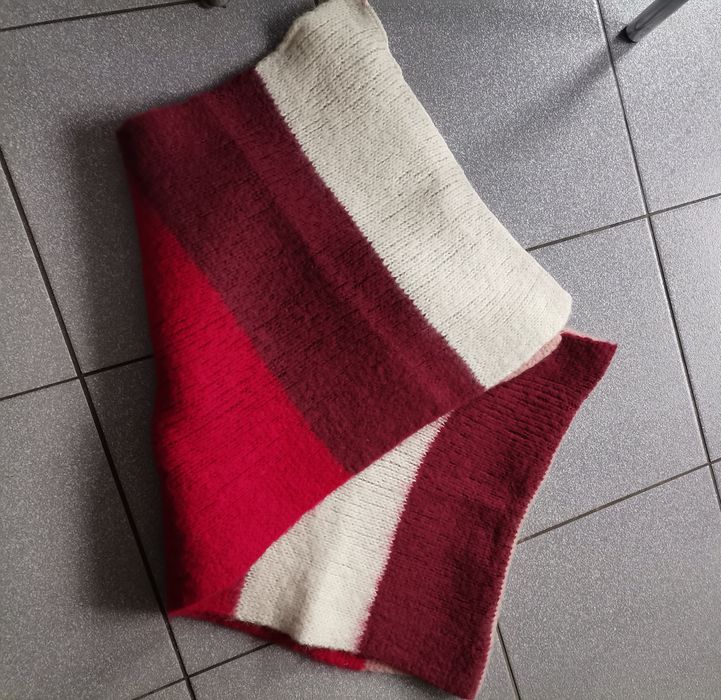 Kolorowy ciepły szal