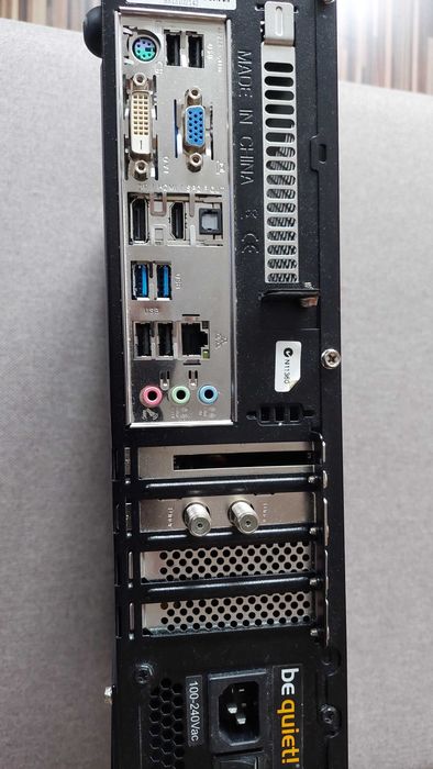 Specjalny KOMPUTER  z tunerem satelitarnym CINE S2