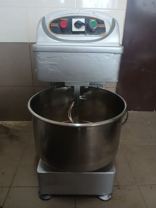 Професійний спіральний тістоміс GASTRORAG  HS20