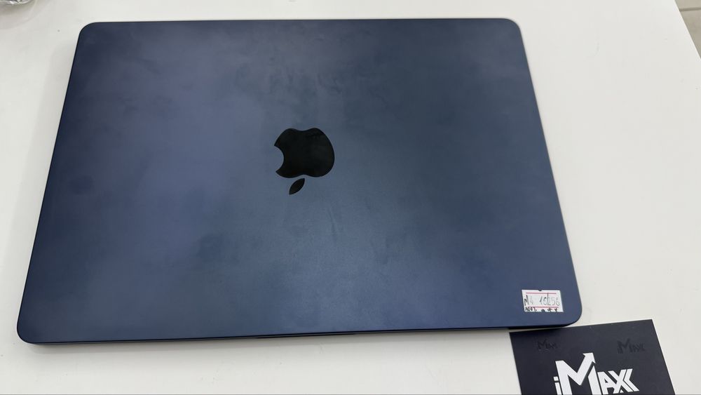 MacBook Air 13 13.6” M4 2025 16/256Gb Midnight Новий стан Без