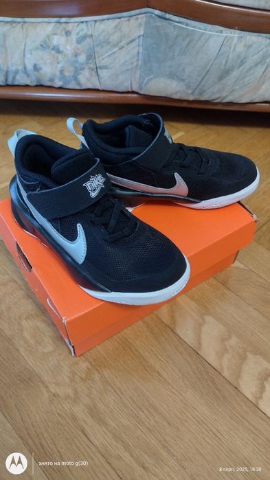 Дитячі кросівки Nike, 28, 30