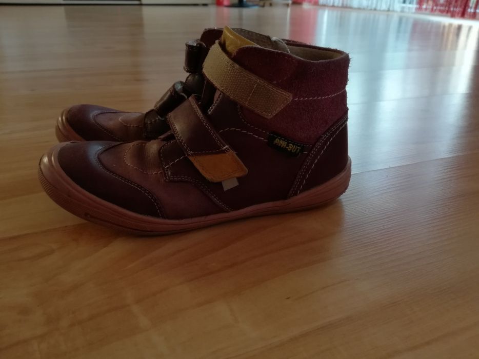 Trzewiki botki kozaki skorzane Ani But r.34.Dlugosc wkładki 22,3 cm