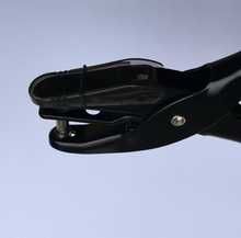 Dziurkacz kleszczowy szczypcowy kasownik konduktorski 4mm mocny