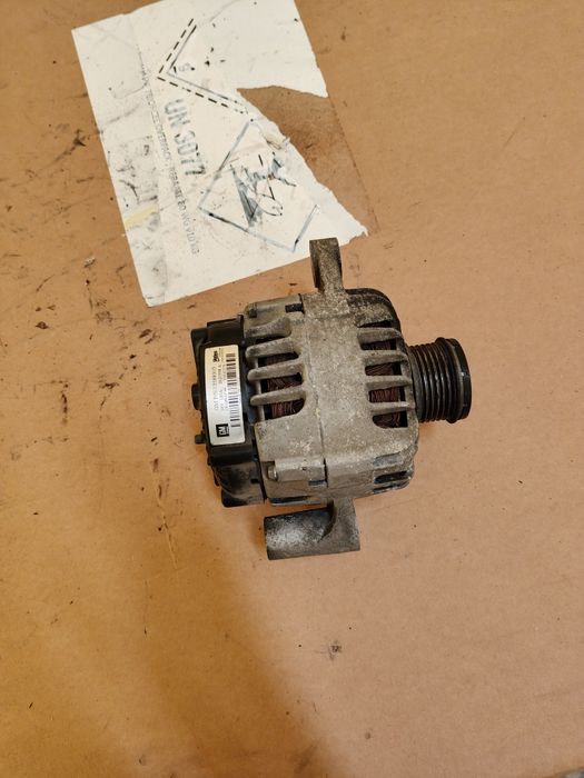 Alternator opel astra J 2.0 CDTI