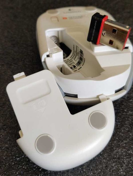 Logitech М187 / новая оригинальная беспроводная мышь с нано-ресивером