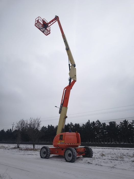 Podnośnik łamany koszowy JLG 600AJ 20,46m badanie UDT