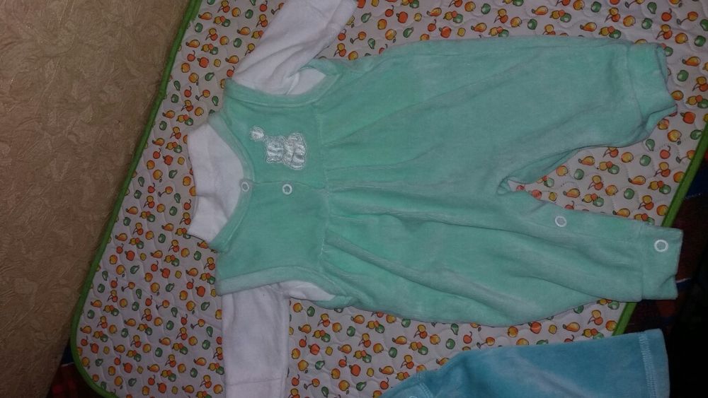 Костюмчик для новорожденного