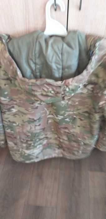 Продам зимнию военую куртку мелтек