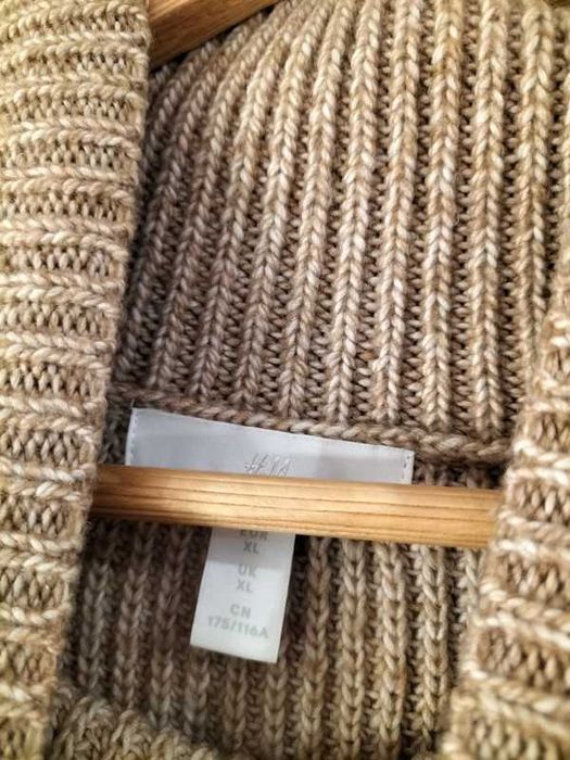 Ciepły sweter ala nietoperz dzianina nude szerokie rękawy bufiaste h&m