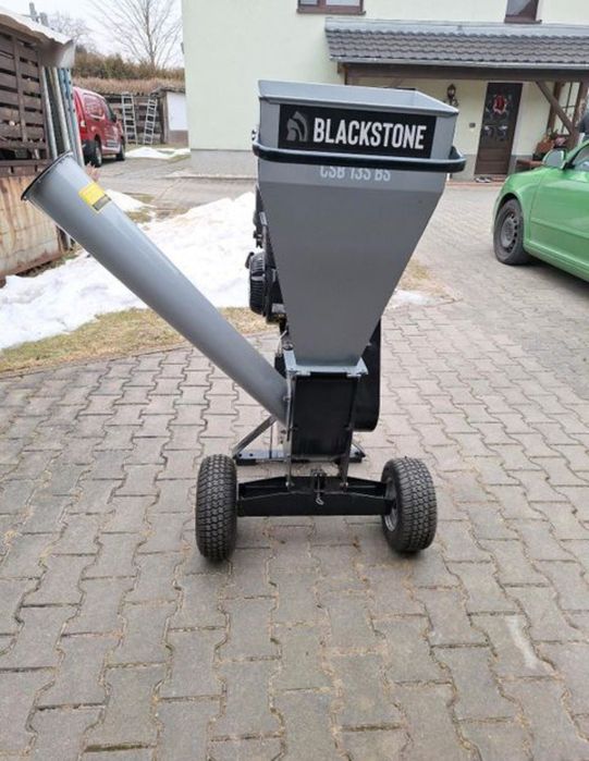 Rozdrabniacz do gałęzi spalinowy