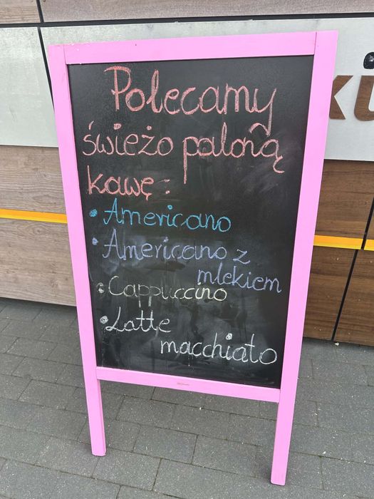 Potykacz drewniany różowy
