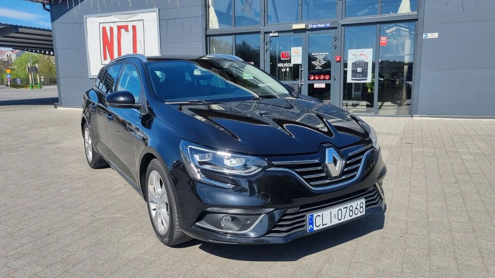 Renault Megane IV 1.5DCI BOSE automat GRANDTOUR czarna mały przebieg