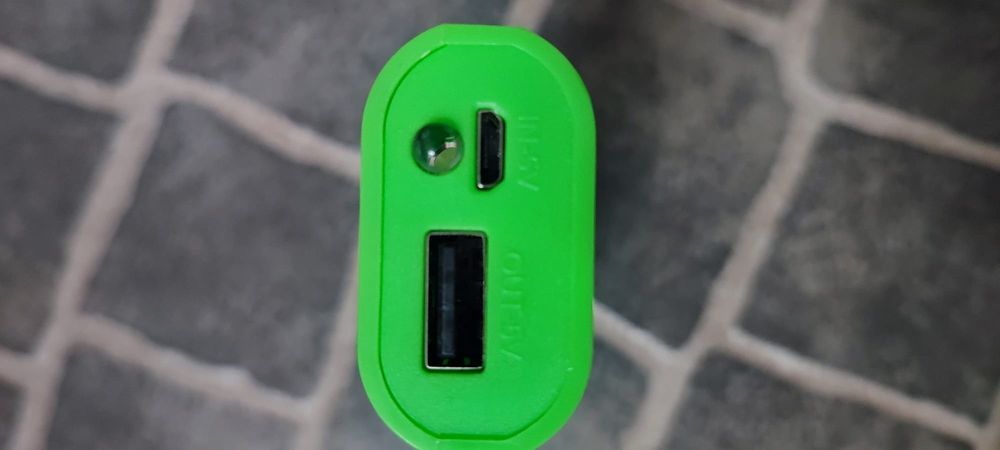 Power Bank Nova sem baterias