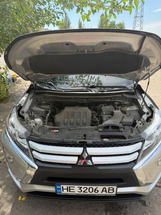 MITSUBISHI Eclipse Cross