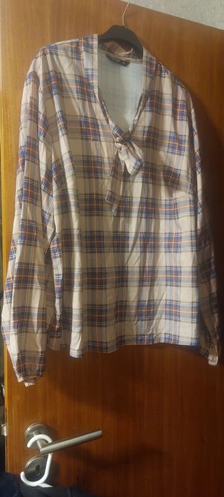 Blusa castanha 1xl